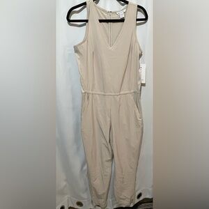 Athleta Women's Beige Brooklyn Jumpsuit NWT Size 8P Lounge Athleisure